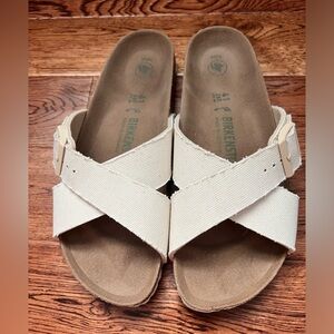 Birkenstock Vienna Vegan Eggshell